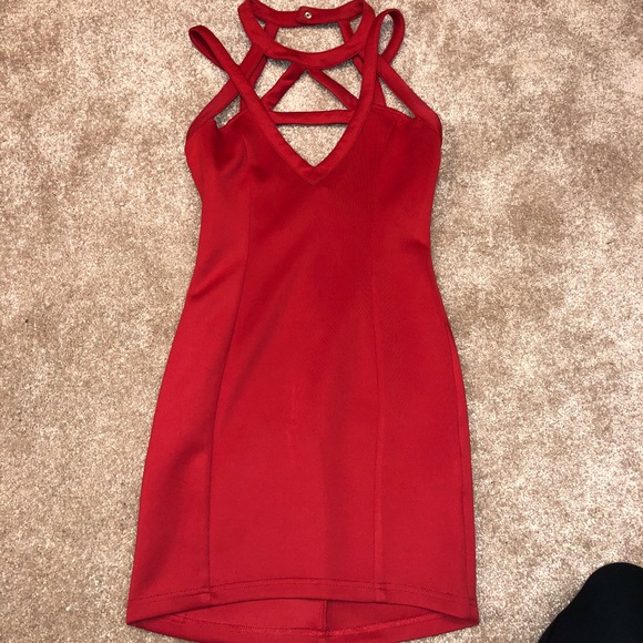 Tobi Dresses & Skirts - Red strappy dress
